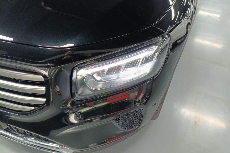 Used Mercedes-Benz GLB 2024 GLB 220 Fashion Model Left Front Headlight