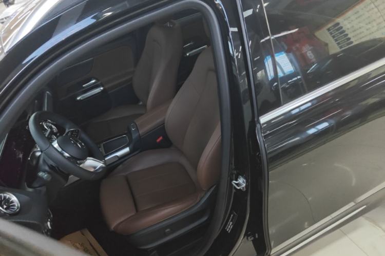 Used Mercedes-Benz GLB 2024 GLB 200 Dynamic Edition Left Front Seat