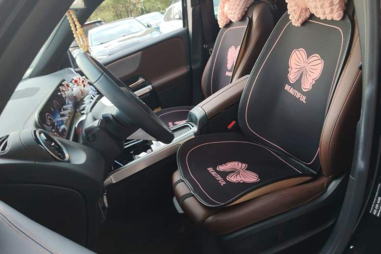 Used Mercedes-Benz GLB 2024 GLB 200 Fashion Model Left Front Seat