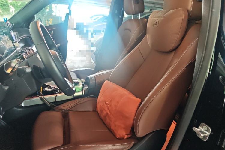 Used Mercedes-Benz GLB 2024 GLB 220 Fashion Model Left Front Seat