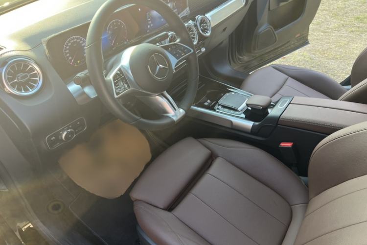 Used Mercedes-Benz GLB 2024 GLB 220 Dynamic Edition Left Front Seat