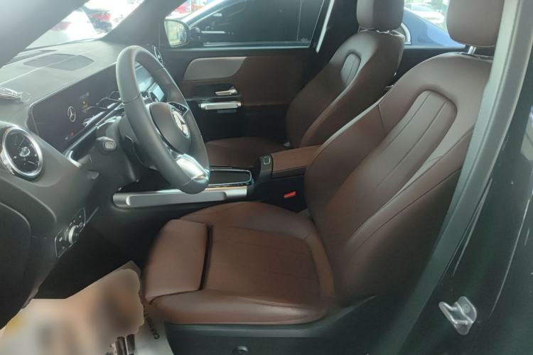 Used Mercedes-Benz GLB 2024 GLB 200 Fashion Model Left Front Seat