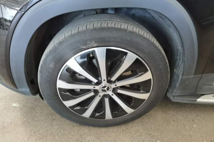 Used Mercedes-Benz GLB 2024 Refresh GLB 220 Fashion Edition Left Front Wheel Hub