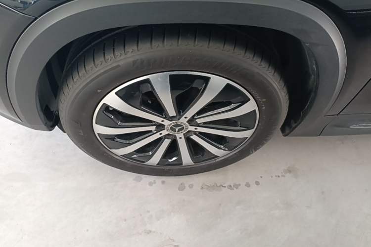 Used Mercedes-Benz GLB 2024 GLB 220 Fashion Model Left Front Wheel Hub