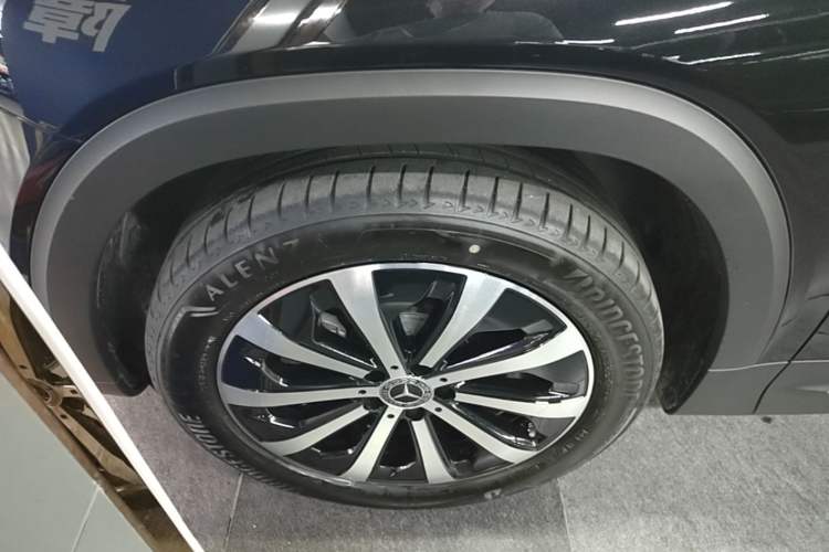 Used Mercedes-Benz GLB 2024 Refresh GLB 220 Fashion Edition Left Front Wheel Hub