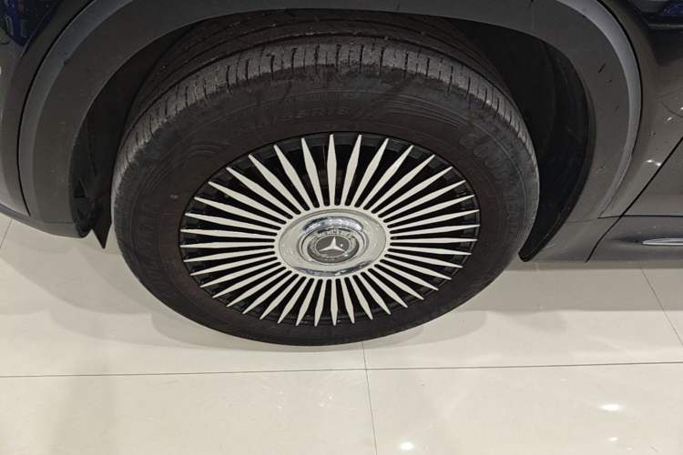 Used Mercedes-Benz GLB 2024 Refresh GLB 220 Dynamic Edition Left Front Wheel Hub