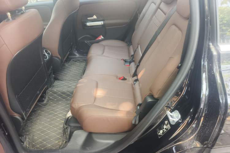 Used Mercedes-Benz GLB 2024 GLB 200 Dynamic Edition Left Rear Seat
