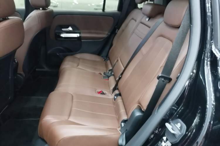 Used Mercedes-Benz GLB 2024 GLB 200 Dynamic Edition Left Rear Seat