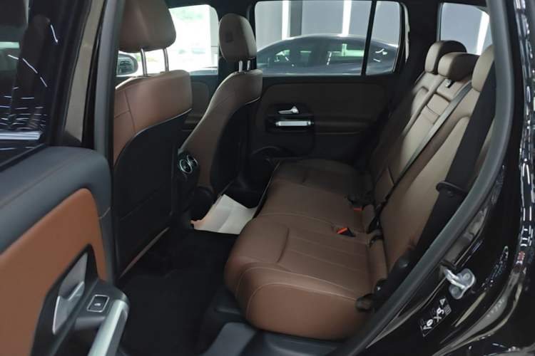 Used Mercedes-Benz GLB 2024 Refresh GLB 220 Dynamic Edition Left Rear Seat