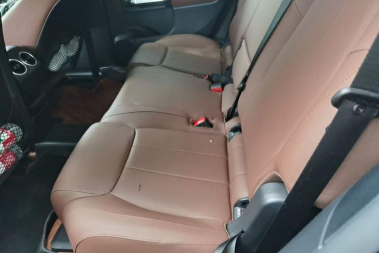 Used Mercedes-Benz GLB 2024-Year Restyled GLB 200 Dynamic Edition Left Rear Seat