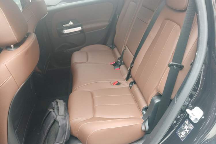 Used Mercedes-Benz GLB 2024 Refresh GLB 220 Dynamic Edition Left Rear Seat