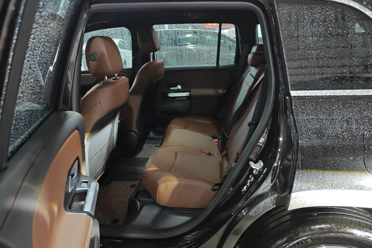 Used Mercedes-Benz GLB 2024 GLB 200 Dynamic Edition Left Rear Seat