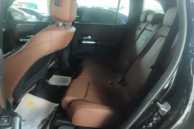 Used Mercedes-Benz GLB 2024 GLB 200 Fashion Model Left Rear Seat