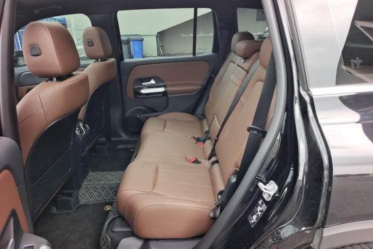 Used Mercedes-Benz GLB 2024 Refresh GLB 220 Dynamic Edition Left Rear Seat