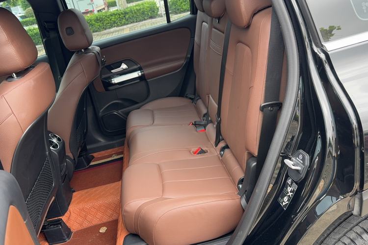 Used Mercedes-Benz GLB 2024 GLB 200 Dynamic Edition Left Rear Seat