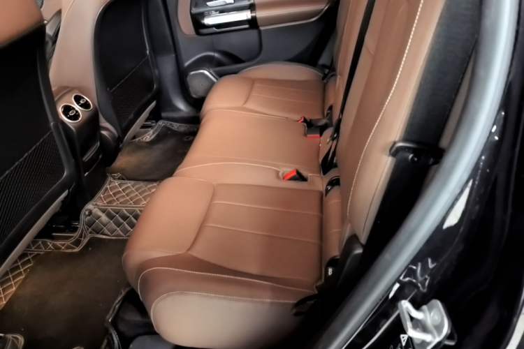 Used Mercedes-Benz GLB 2024 Refresh GLB 220 Dynamic Edition Left Rear Seat