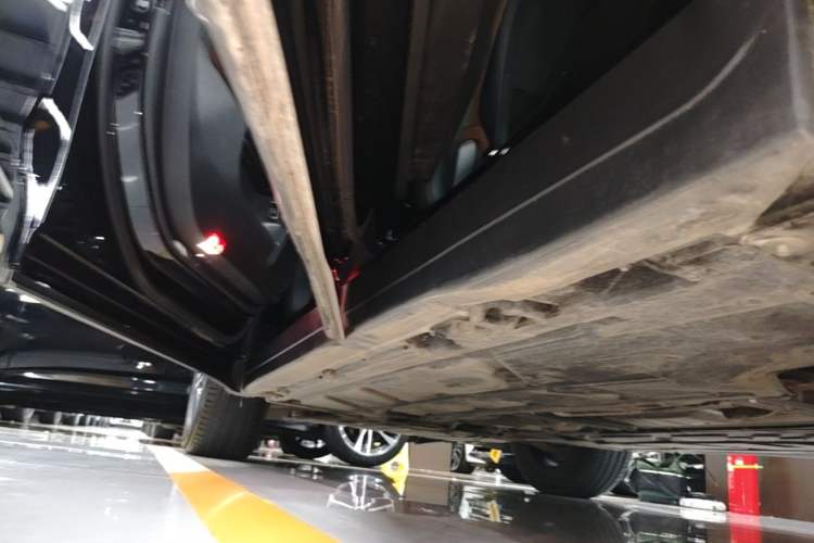 Used Mercedes-Benz GLB 2024 Refresh GLB 220 Dynamic Edition Left Side Sill