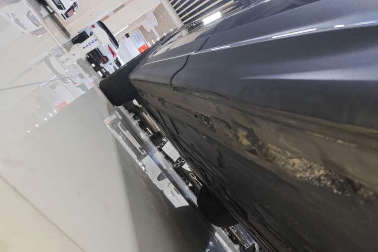 Used Mercedes-Benz GLB 2024 GLB 200 Dynamic Edition Left Side Sill