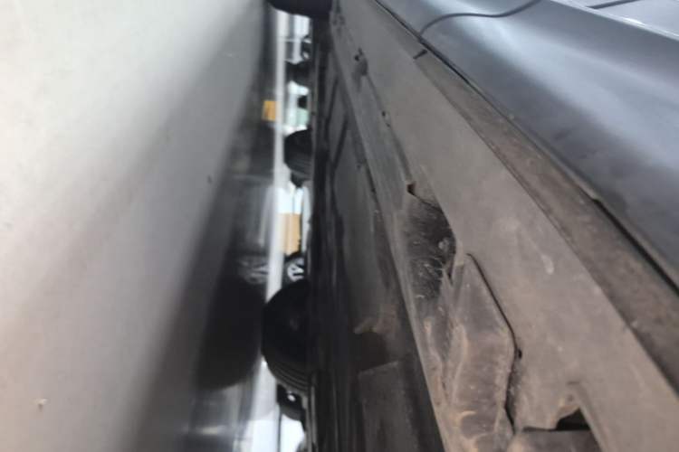 Used Mercedes-Benz GLB 2024 GLB 220 Dynamic Edition Left Side Sill