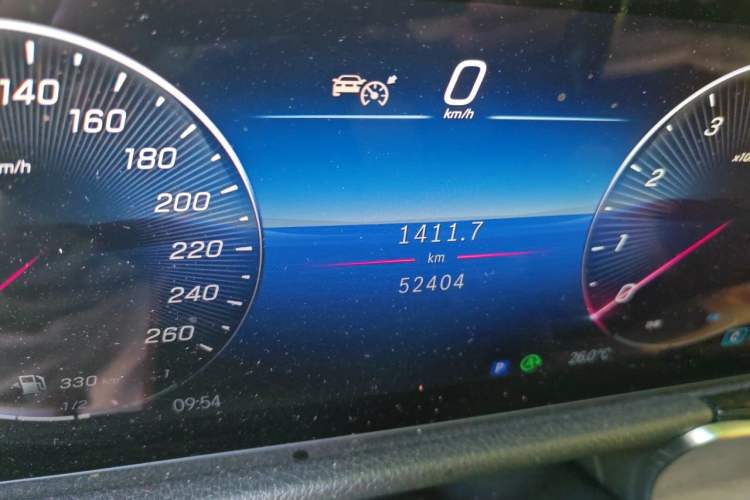 Used Mercedes-Benz GLB 2024 Refresh GLB 220 Fashion Edition Odometer Close Up