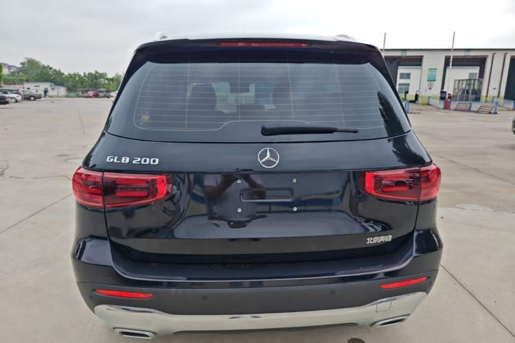 Used Mercedes-Benz GLB 2024-Year Restyled GLB 200 Dynamic Edition Rear