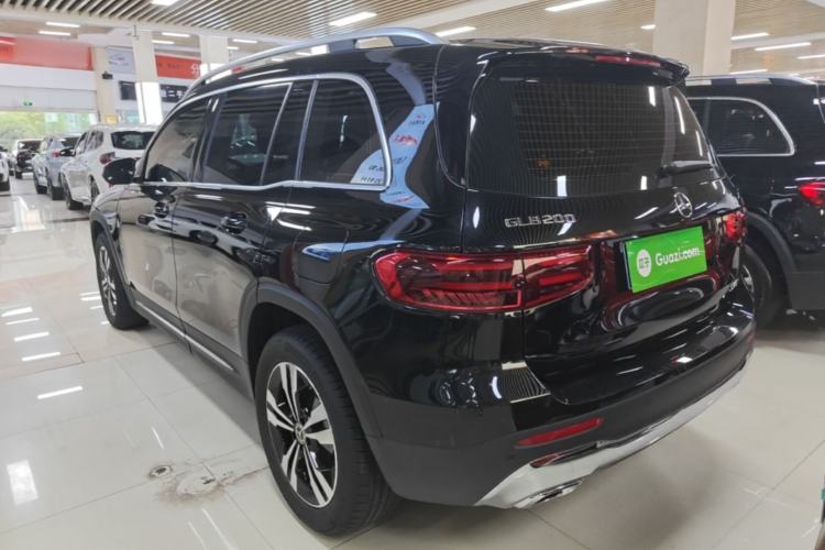 Used Mercedes-Benz GLB 2024 GLB 200 Dynamic Edition Rear Left 45 Deg