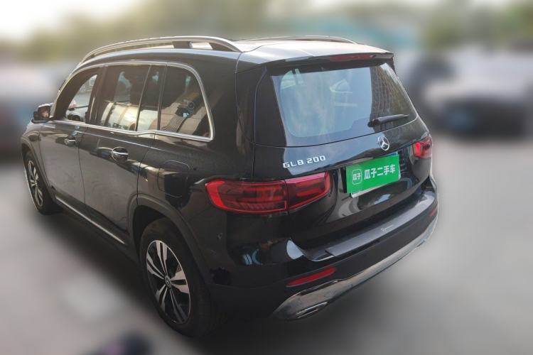 Used Mercedes-Benz GLB 2024 GLB 200 Fashion Model Rear Left 45 Deg