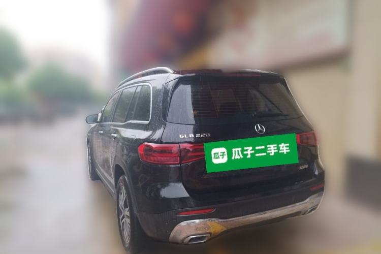 Used Mercedes-Benz GLB 2024 GLB 220 Dynamic Edition Rear Left 45 Deg