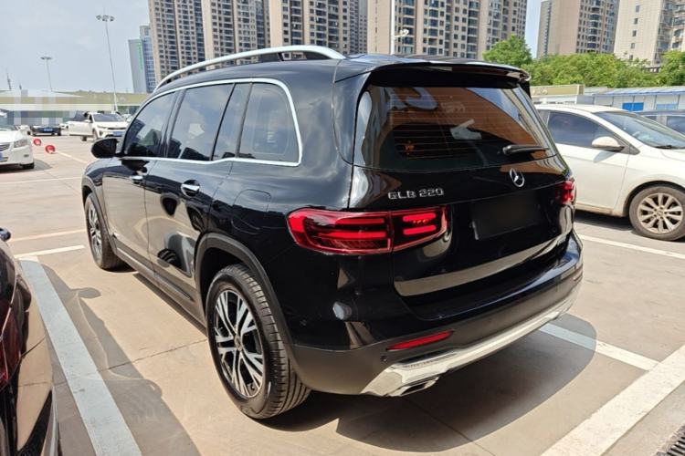 Used Mercedes-Benz GLB 2024 Refresh GLB 220 Dynamic Edition Rear Left 45 Deg