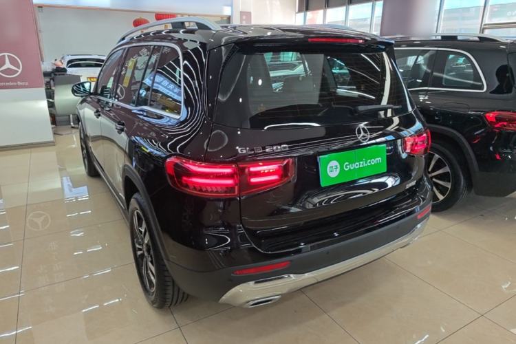 Used Mercedes-Benz GLB 2024 GLB 200 Dynamic Edition Rear Left 45 Deg