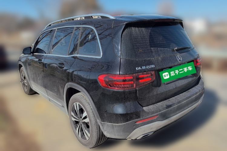Used Mercedes-Benz GLB 2024-Year Restyled GLB 200 Dynamic Edition Rear Left 45 Deg