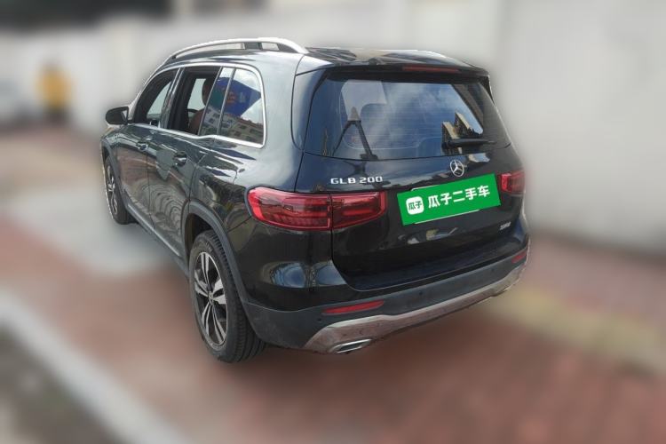 Used Mercedes-Benz GLB 2024 GLB 200 Fashion Model Rear Left 45 Deg