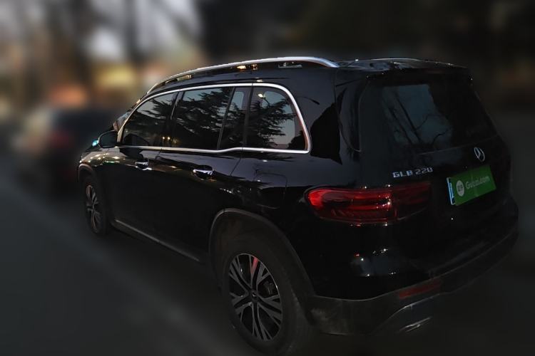 Used Mercedes-Benz GLB 2024 GLB 220 Dynamic Edition Rear Left 45 Deg