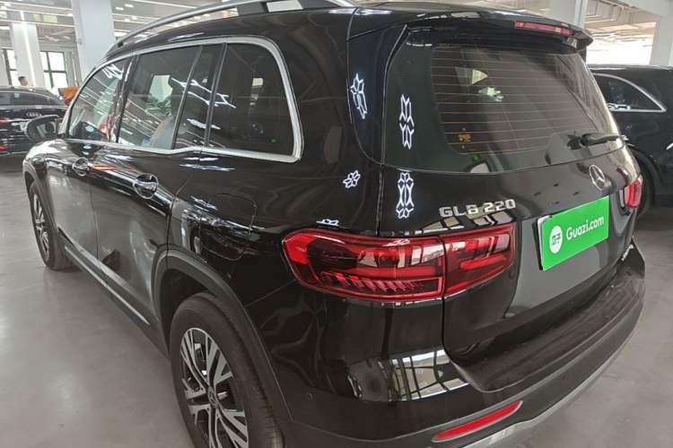 Used Mercedes-Benz GLB 2024 Refresh GLB 220 Dynamic Edition Rear Left 45 Deg