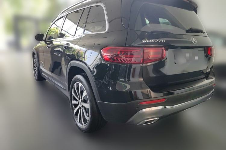 Used Mercedes-Benz GLB 2024 Refresh GLB 220 Fashion Edition Rear Left 45 Deg