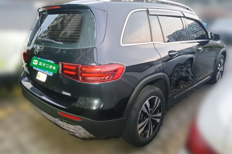 Used Mercedes-Benz GLB 2024 GLB 200 Fashion Model Rear Right 45 Deg