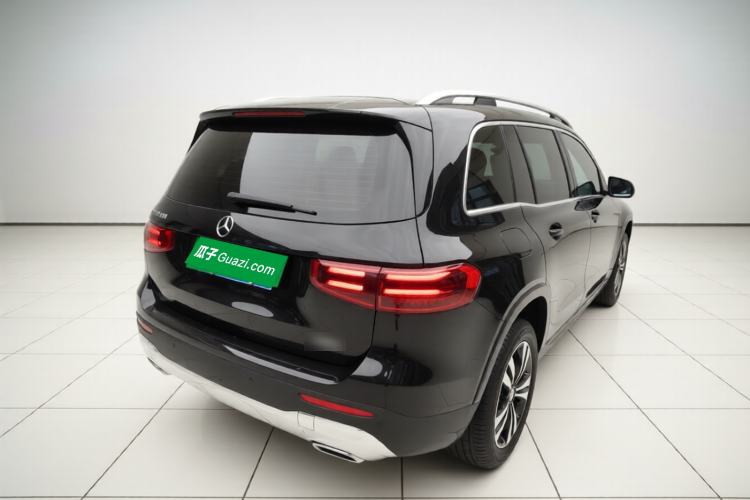 Used Mercedes-Benz GLB 2024-Year Restyled GLB 200 Dynamic Edition Rear Right 45 Deg