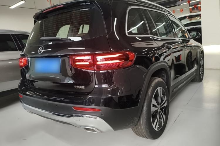 Used Mercedes-Benz GLB 2024 GLB 200 Dynamic Edition Rear Right 45 Deg