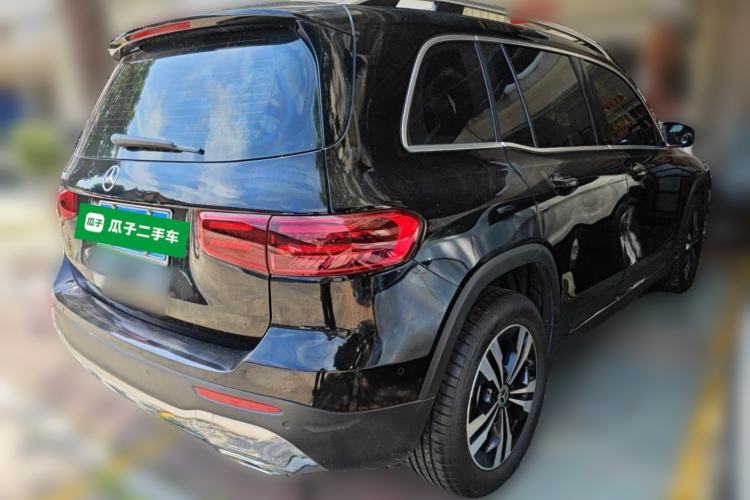Used Mercedes-Benz GLB 2024-Year Restyled GLB 200 Dynamic Edition Rear Right 45 Deg