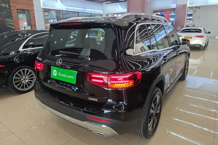 Used Mercedes-Benz GLB 2024 GLB 200 Dynamic Edition Rear Right 45 Deg