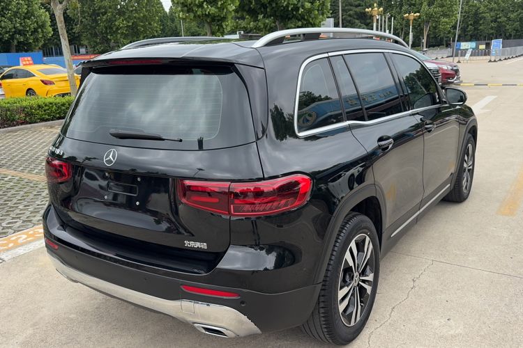 Used Mercedes-Benz GLB 2024 GLB 200 Dynamic Edition Rear Right 45 Deg