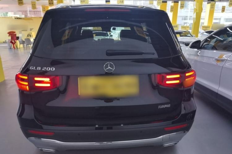 Used Mercedes-Benz GLB 2024-Year Restyled GLB 200 Dynamic Edition Rear