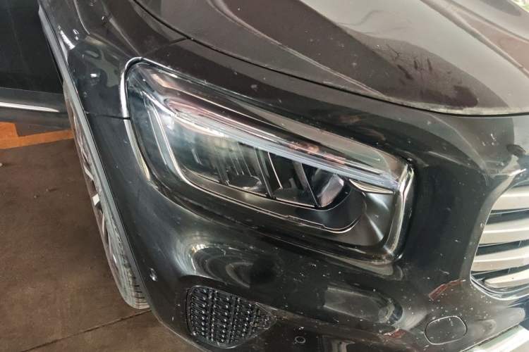 Used Mercedes-Benz GLB 2024 GLB 220 Fashion Model Right Front Headlight