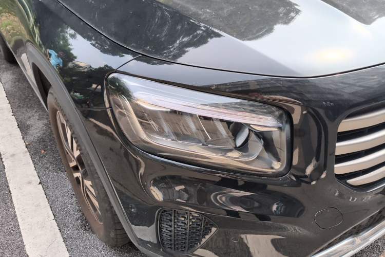 Used Mercedes-Benz GLB 2024 GLB 220 Dynamic Edition Right Front Headlight