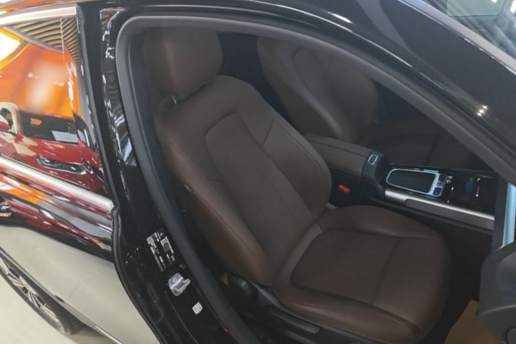 Used Mercedes-Benz GLB 2024 GLB 200 Dynamic Edition Right Front Seat