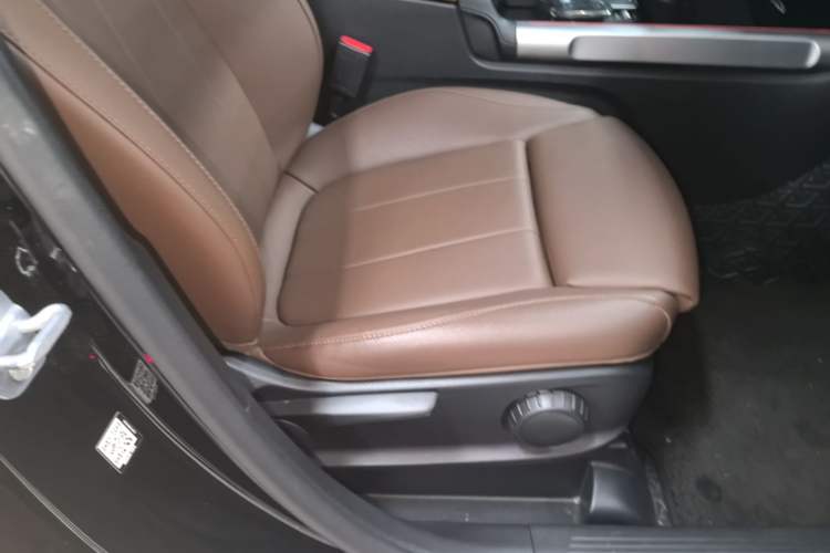 Used Mercedes-Benz GLB 2024 GLB 220 Dynamic Edition Right Front Seat