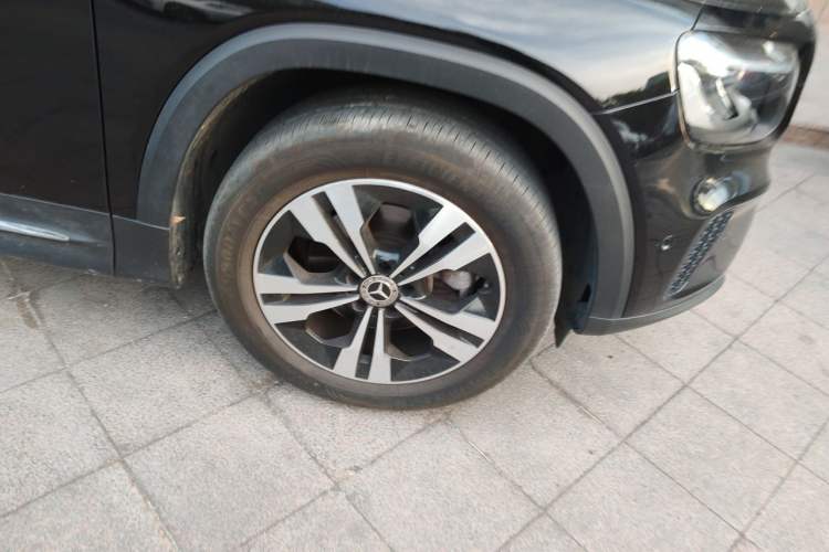 Used Mercedes-Benz GLB 2024 GLB 200 Fashion Model Right Front Wheel Hub