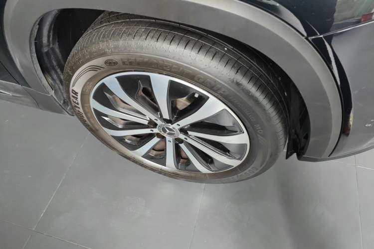 Used Mercedes-Benz GLB 2024 Refresh GLB 220 Fashion Edition Right Front Wheel Hub