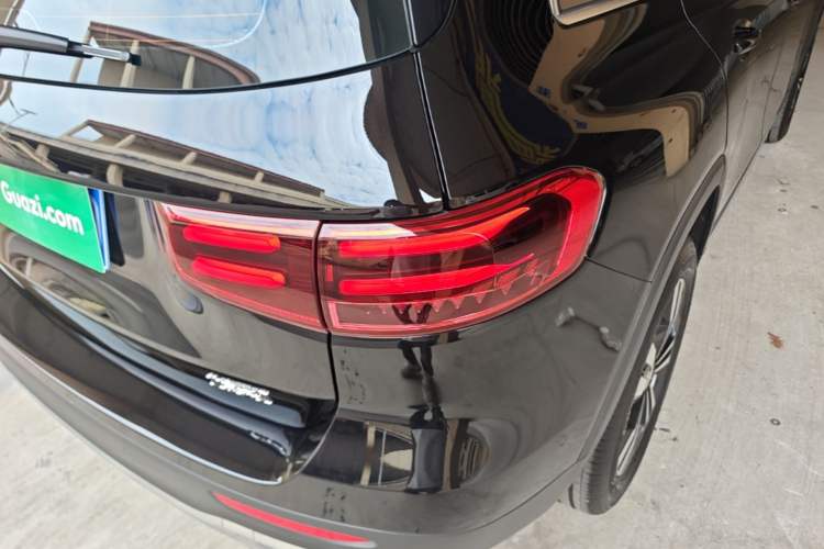 Used Mercedes-Benz GLB 2024-Year Restyled GLB 200 Dynamic Edition Right Rear Taillight