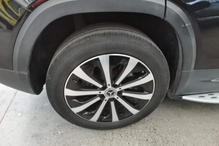 Used Mercedes-Benz GLB 2024 Refresh GLB 220 Fashion Edition Right Rear Wheel Hub